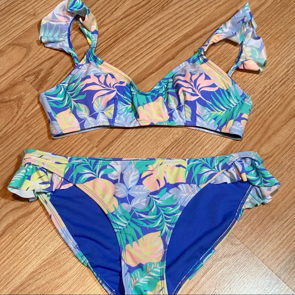 No Boundaries floral ruffle bikini‎ set